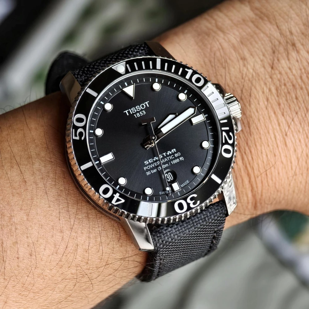 Чоловічий годинник Tissot Seastar 1000 Powermatic 80 T120.407.17.051.00