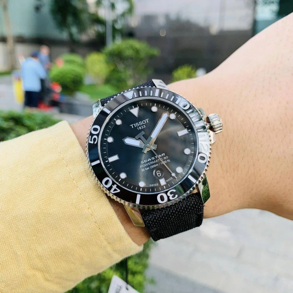 Чоловічий годинник Tissot Seastar 1000 Powermatic 80 T120.407.17.051.00